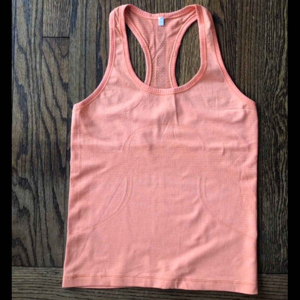 Lululemon racerback running tank, sz 6, Lt Orange
